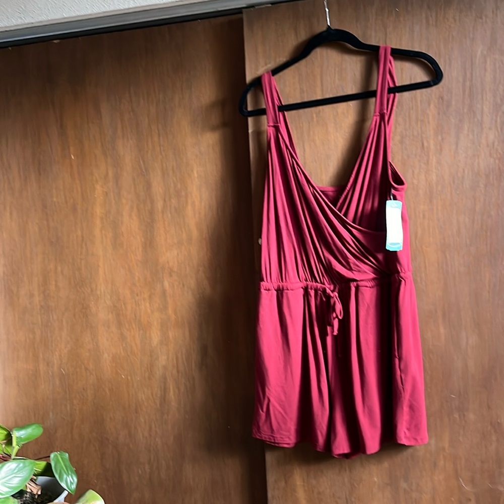 Brand new Market & Spruce romper. Size M